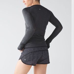 Rare Lululemon Speedshort 2.5 - Pinstripe B/W